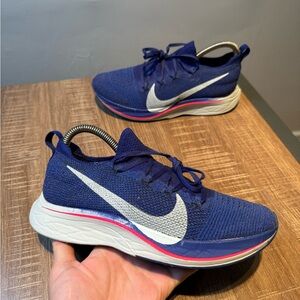 Nike Zoom‎ Vaporfly 4% Flyknit Mens Size 6 Blue Running Shoes 2019 AJ3857-400